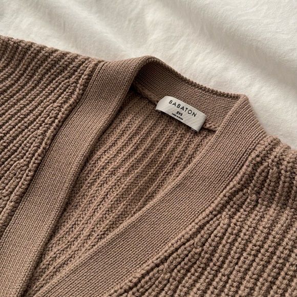 Aritzia Babaton Canberra cardigan XXS - Picture 9 of 13